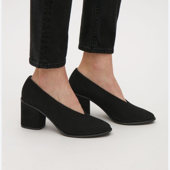 COS Women 70s V cut pump Suede The Pointed Toe Heels Shoes sz 7 - Picture 2 of 14